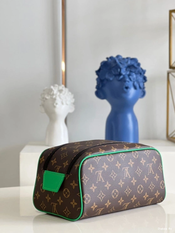 KIT POUCH LOUIS TOILET VUITTON DOPP 0713
